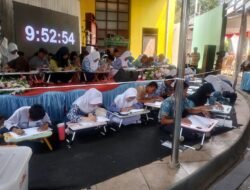 Puluhan Pelajar SMP Adu Kreativitas di Lomba Desain Batik Disbudpar Cirebon