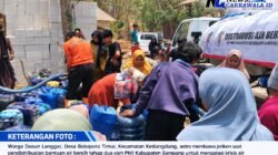 PMI Sampang Kembali Salurkan Air Bersih Tahap Dua untuk Warga Terdampak Kekeringan di Batoporo Timur